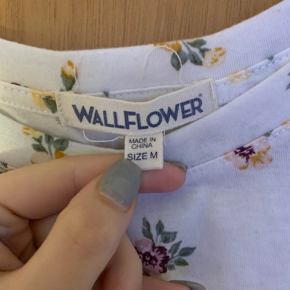 flower top - Picture 3 of 3